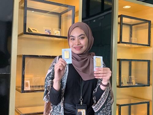 Butik Antam Pekanbaru promo Kemilau Kemerdekaan untuk pembelian Emas Batangan (foto/ist)